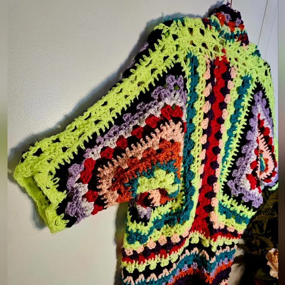 Handmade Crochet Maximalist Long Hex Square Granny Square Short Sleeve Cardigan - Picture 11 of 12